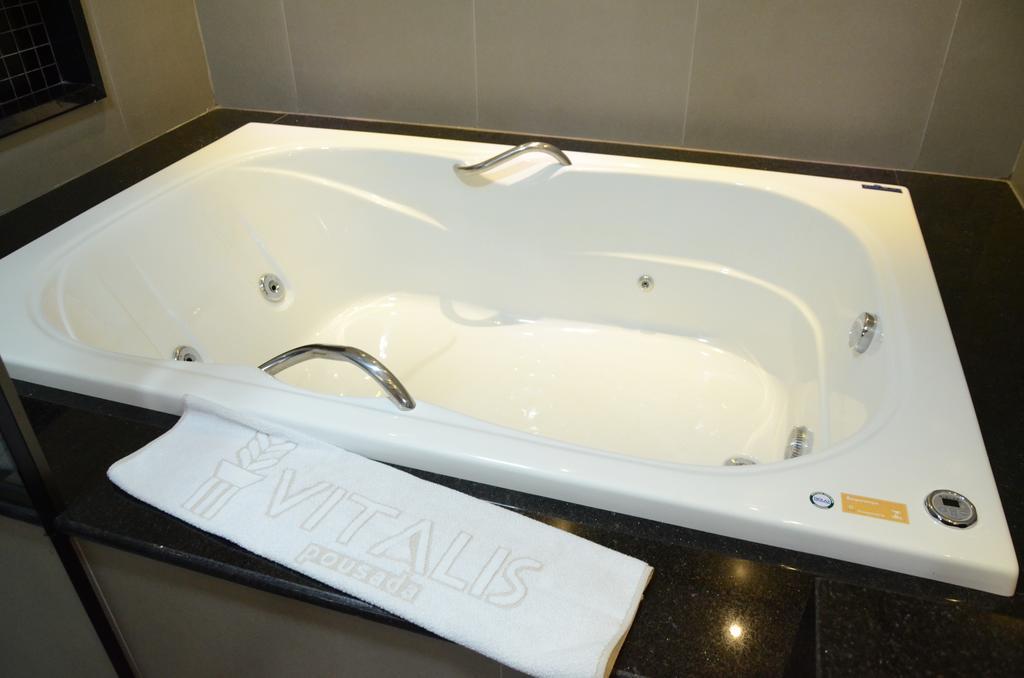 Pousada Vitalis โอลิมเปีย ภายนอก รูปภาพ